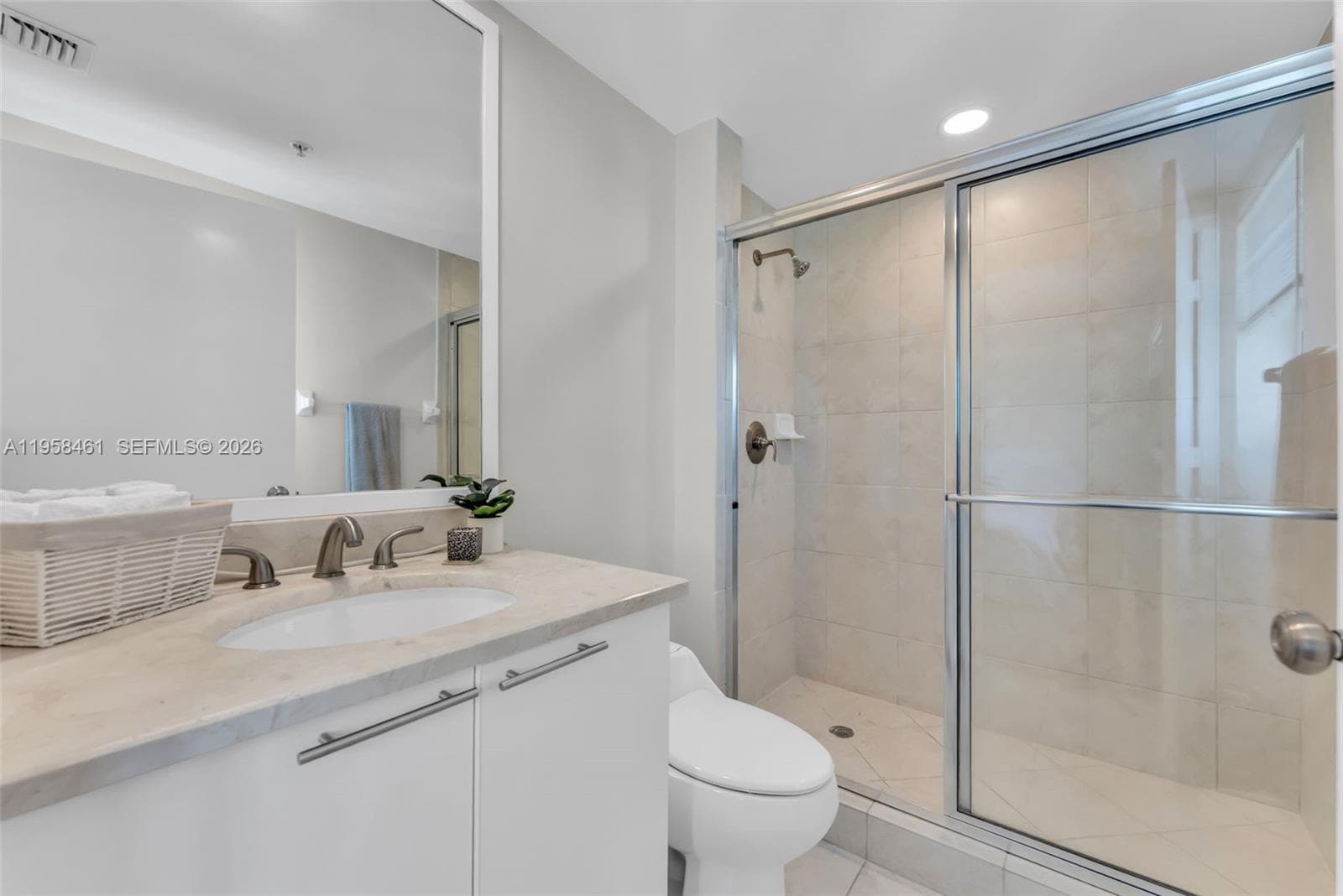 14951 Royal Oaks Ln # 2201, North Miami FL 33181 — 15