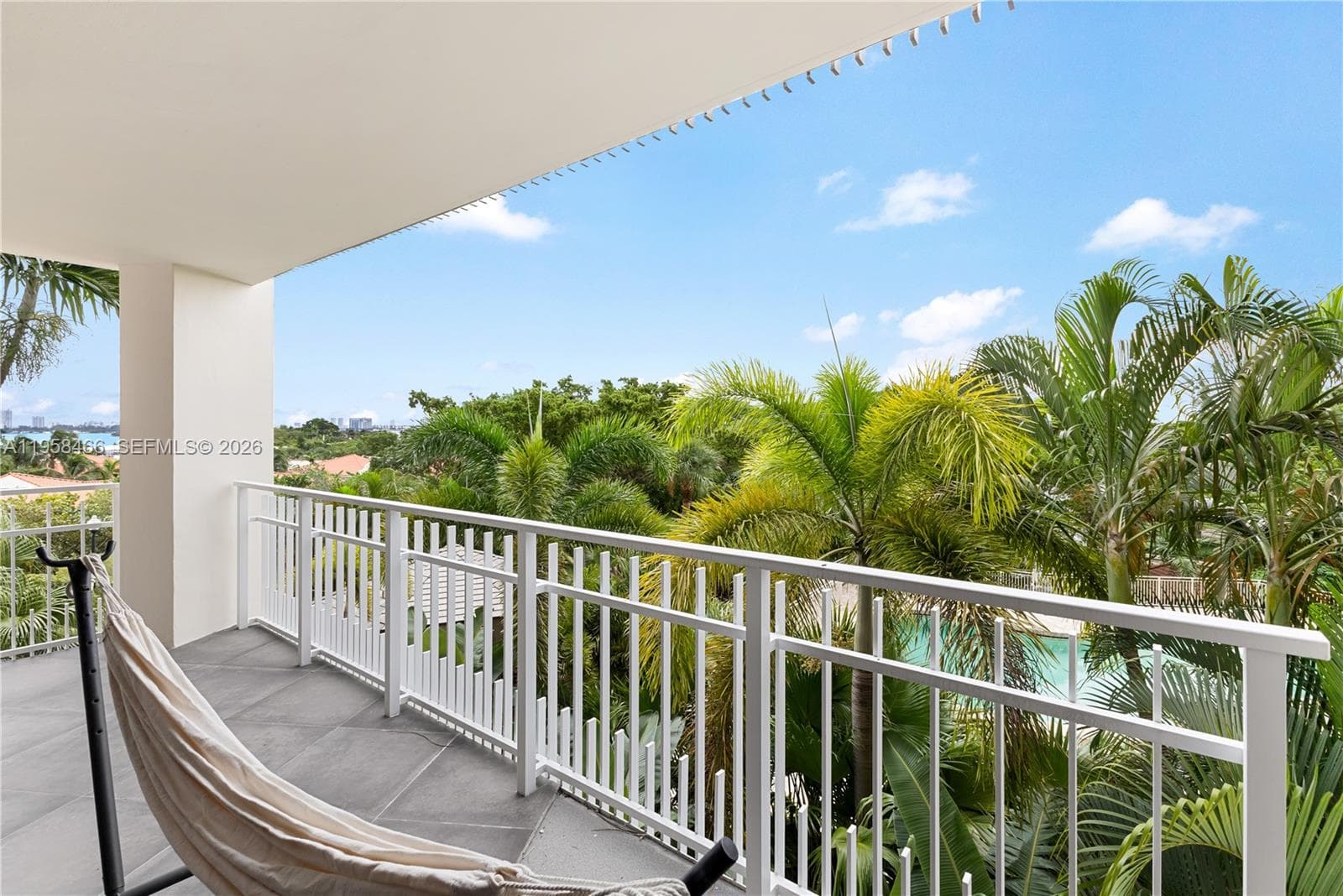 1000 Quayside Ter # 506, Miami FL 33138 — 24