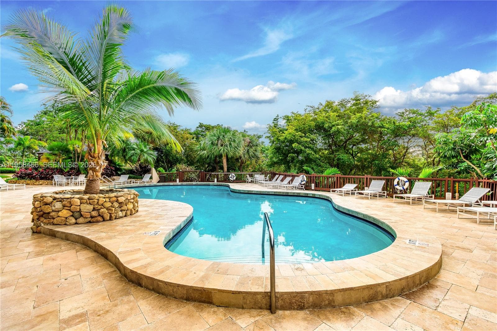 1000 Quayside Ter # 506, Miami FL 33138 — 33