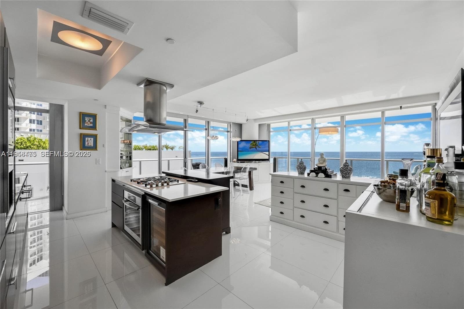 The Caribbean Condo, Miami Beach, FL — 9