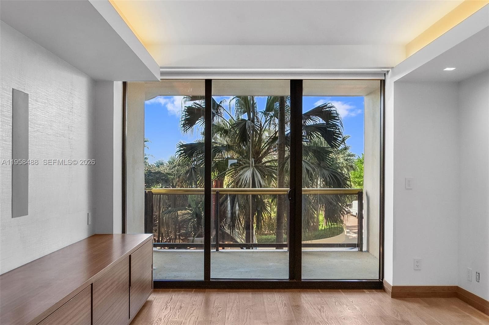 9999 Collins Ave # 3E, Bal Harbour FL 33154 — 45