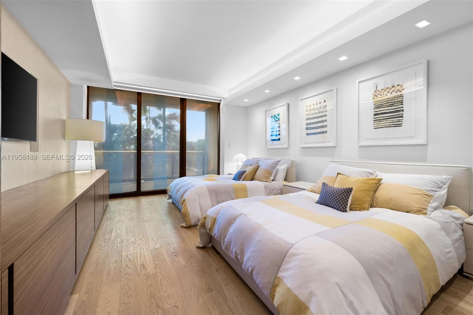 9999 Collins Ave # 3E, Bal Harbour FL 33154 — 44
