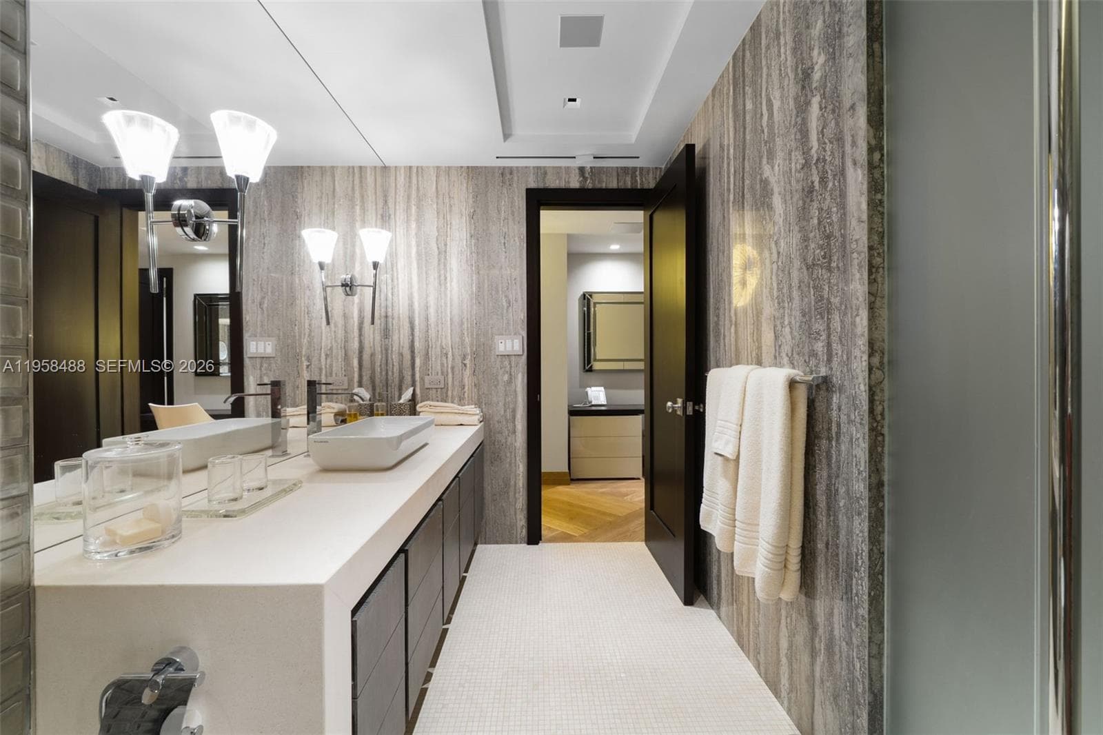 9999 Collins Ave # 3E, Bal Harbour FL 33154 — 40