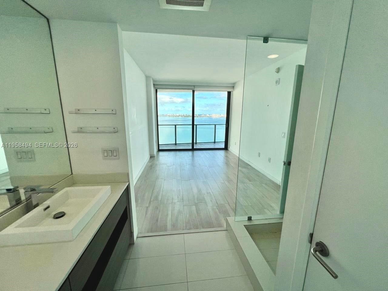 460 NE 28th St # 2603, Miami FL 33137 — 27