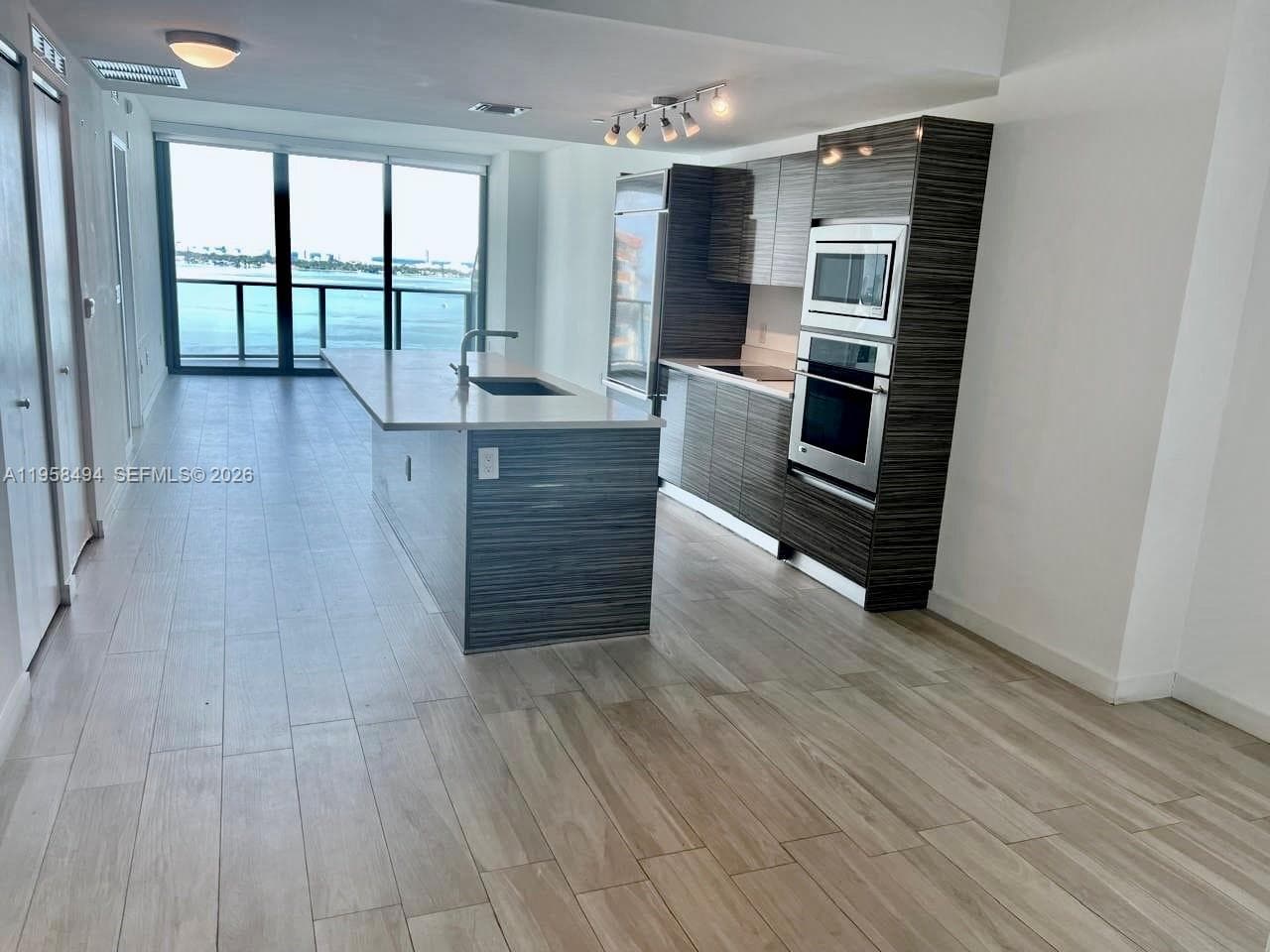 460 NE 28th St # 2603, Miami FL 33137 — 6