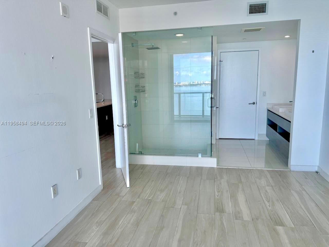 460 NE 28th St # 2603, Miami FL 33137 — 26