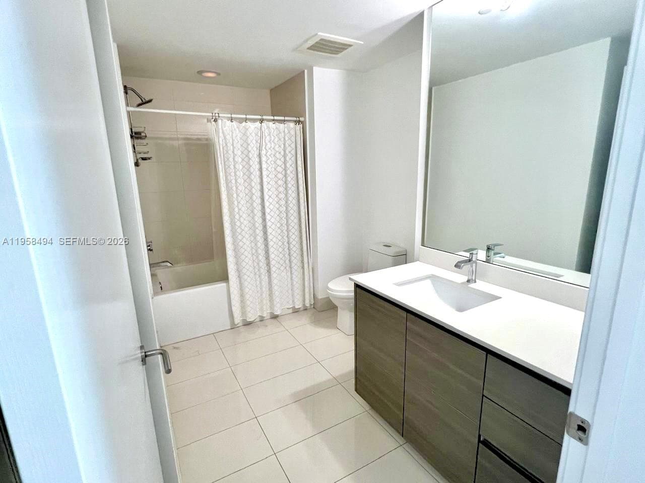 460 NE 28th St # 2603, Miami FL 33137 — 19