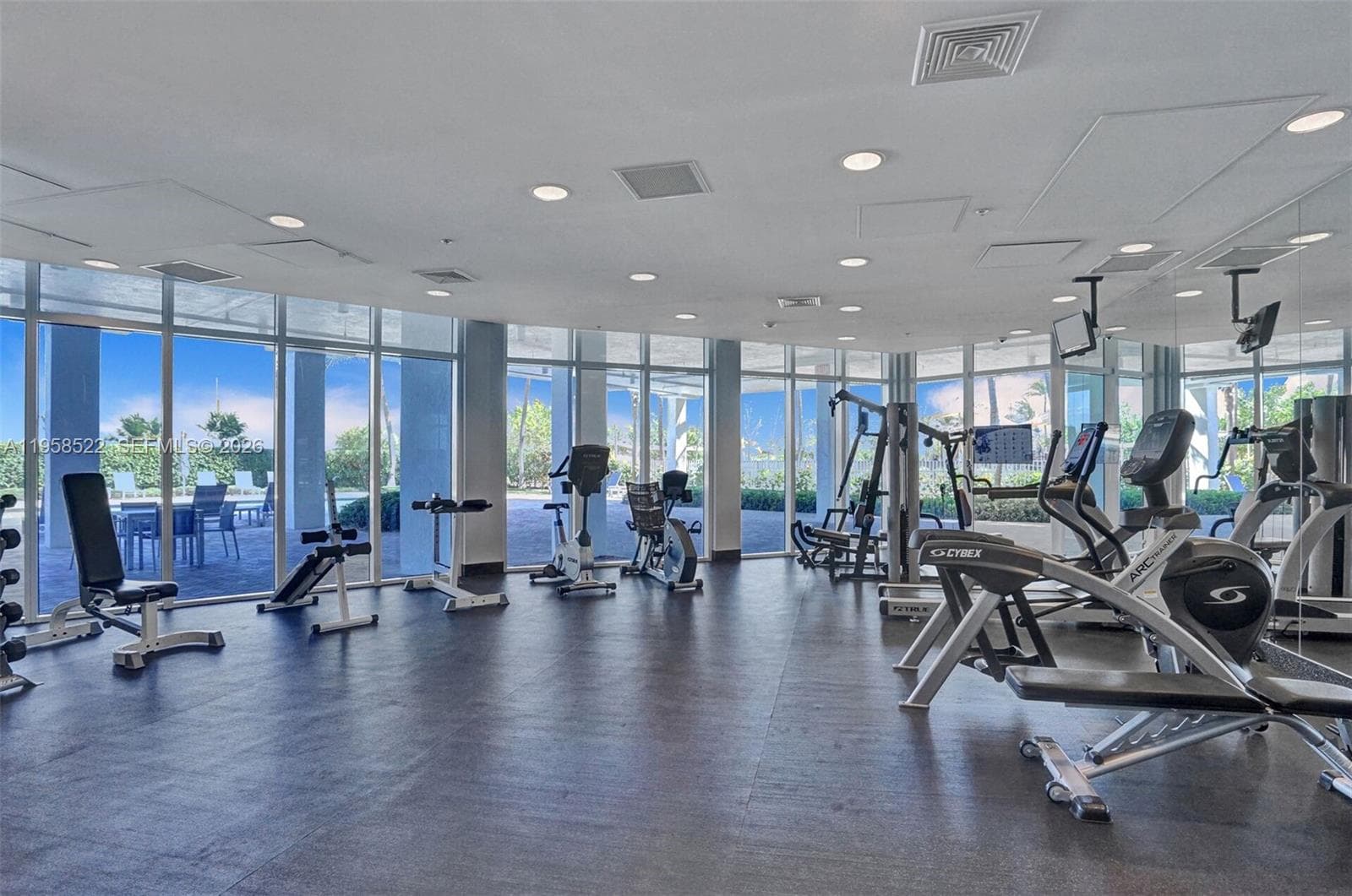 6515 Collins Ave # 901, Miami Beach FL 33141 — 6
