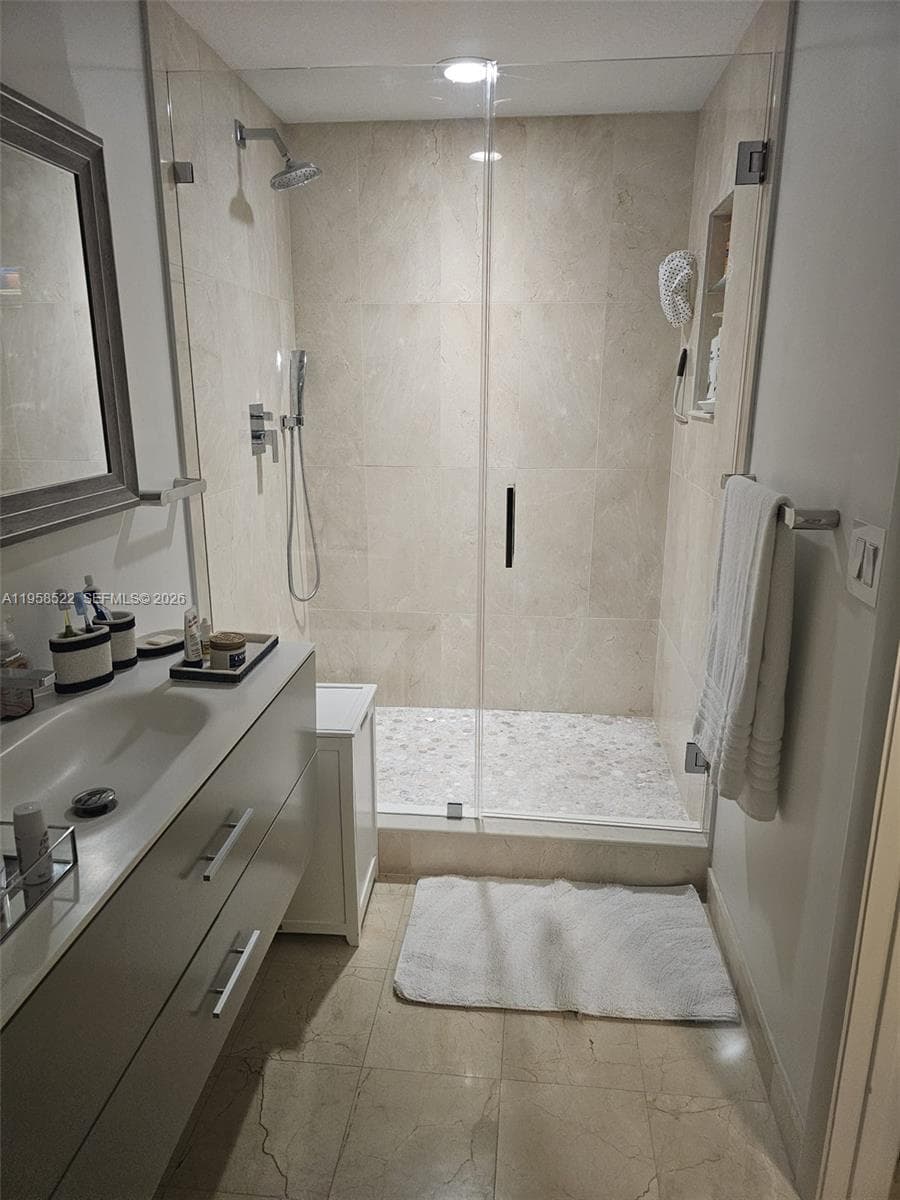 6515 Collins Ave # 901, Miami Beach FL 33141 — 26