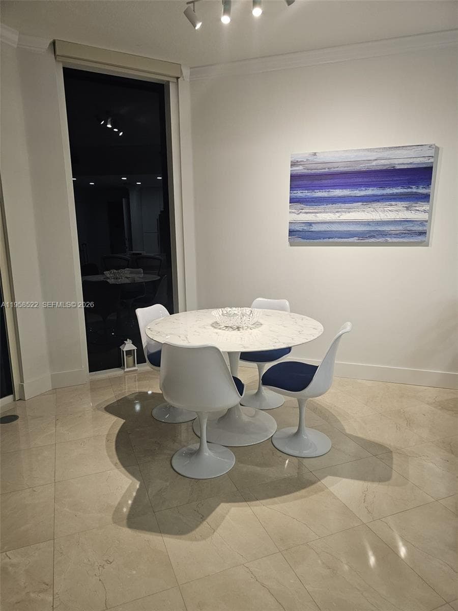 6515 Collins Ave # 901, Miami Beach FL 33141 — 22