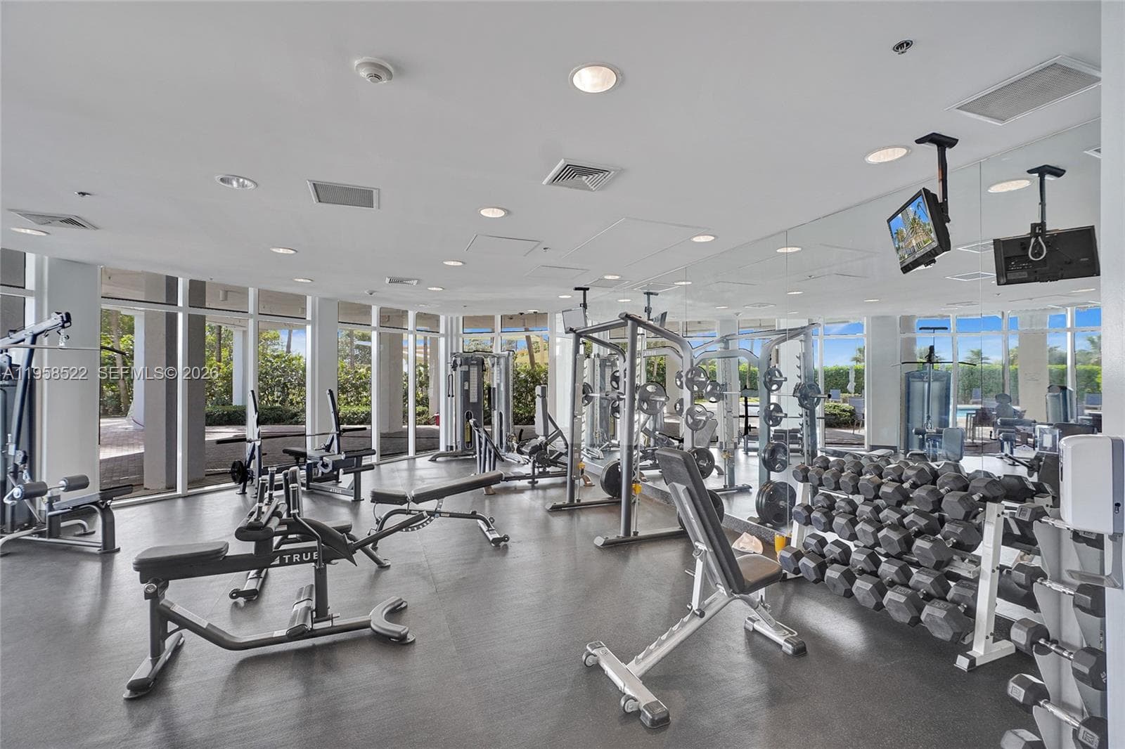 6515 Collins Ave # 901, Miami Beach FL 33141 — 7