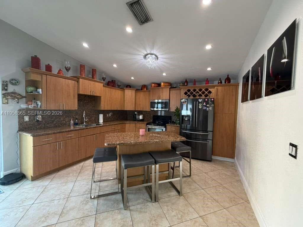 19707 SW 123rd Ct, Miami FL 33177 — 7