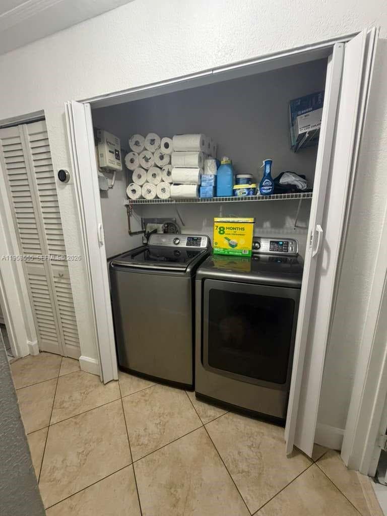 19707 SW 123rd Ct, Miami FL 33177 — 21
