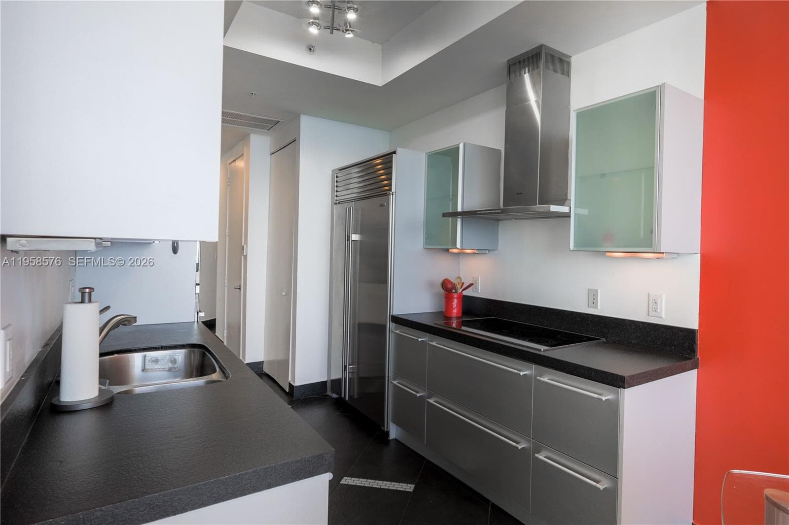 18201 Collins Ave # 3709A, Sunny Isles Beach FL 33160 — 18