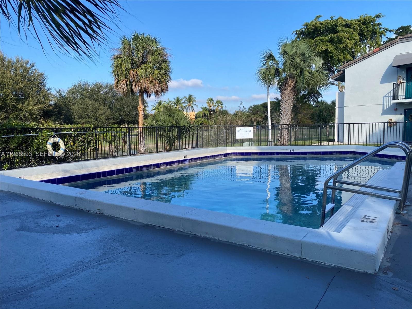 7175 NW 179th St # 302, Hialeah FL 33015 — 47