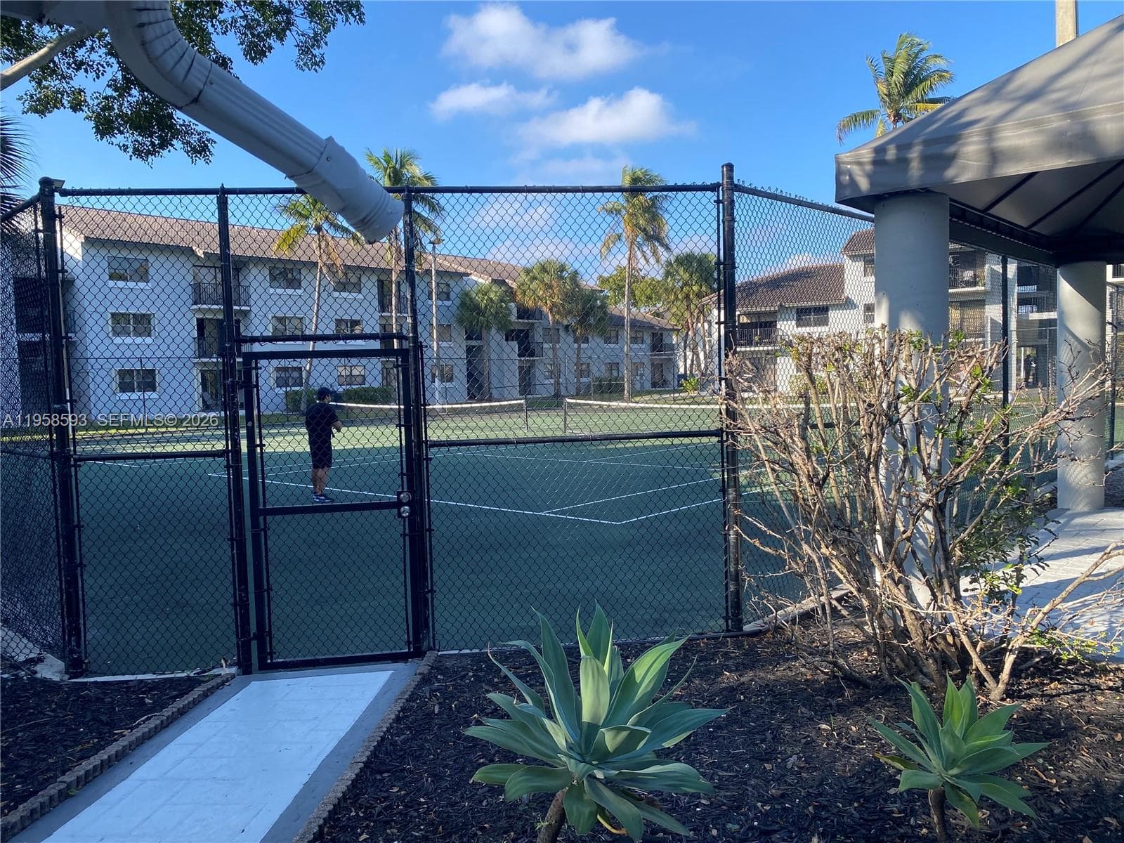7175 NW 179th St # 302, Hialeah FL 33015 — 45