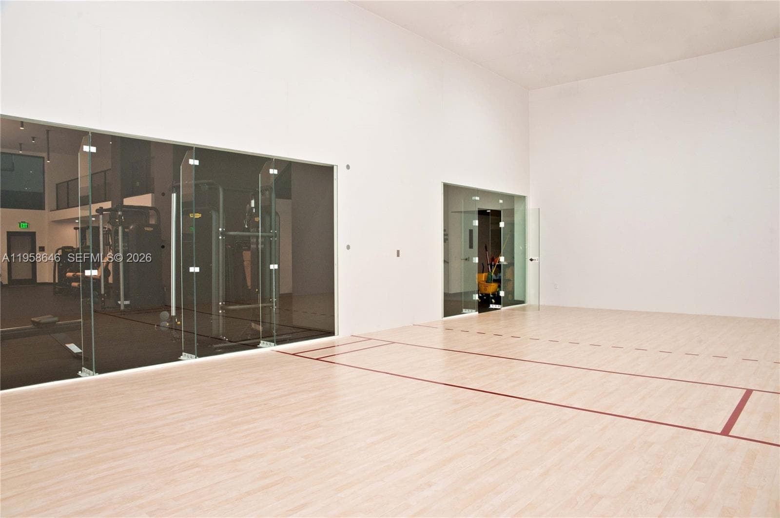 225 N Miami Ave # 2508, Miami FL 33128 — 33