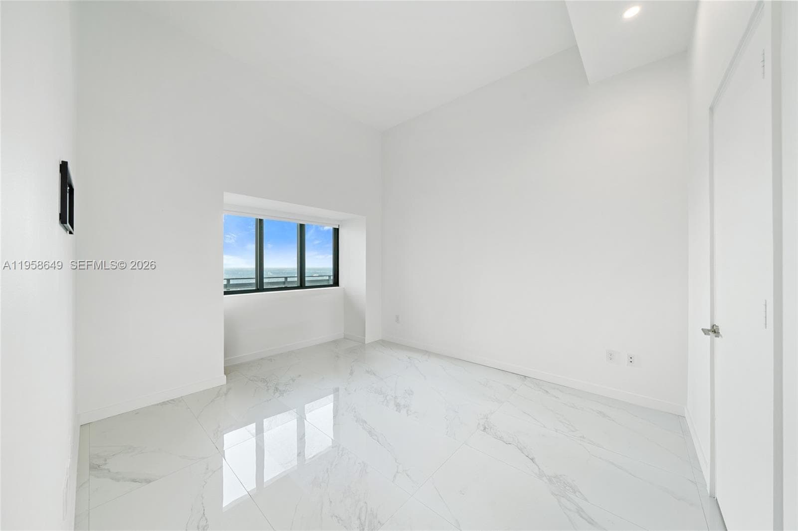 480 NE 31st St, Miami FL 33137 — 22