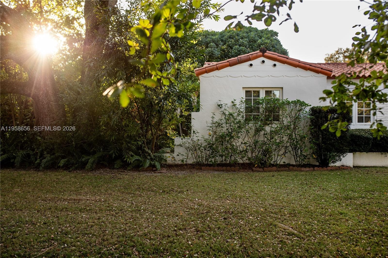 1700 Cortez St, Coral Gables FL 33134 — 12