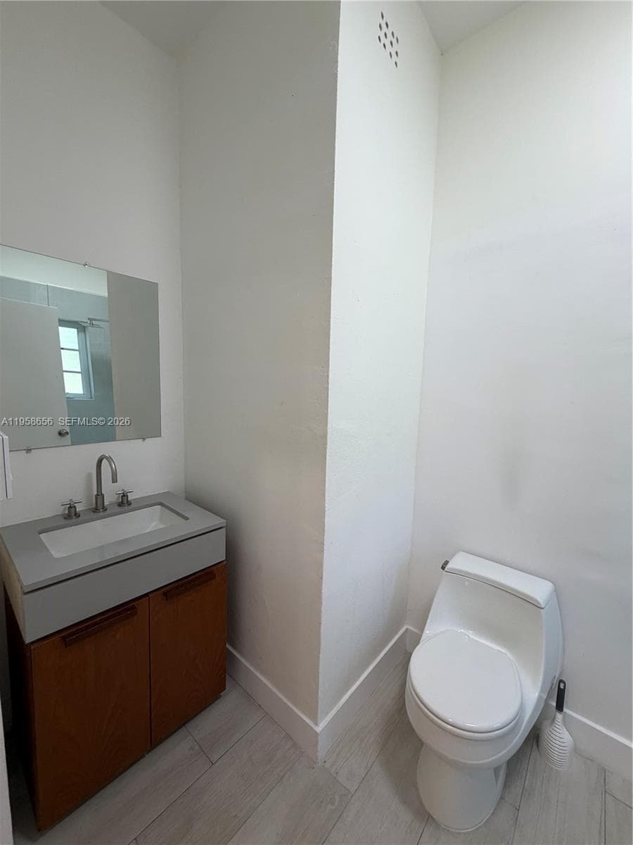 1700 Cortez St, Coral Gables FL 33134 — 34
