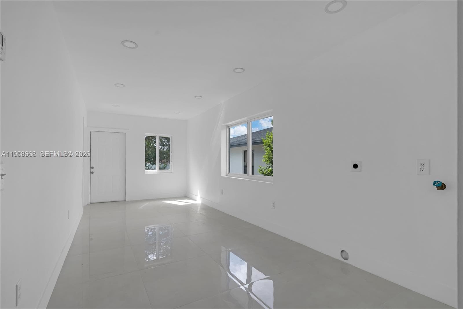 667 NW 14th St, Florida City FL 33034 — 26