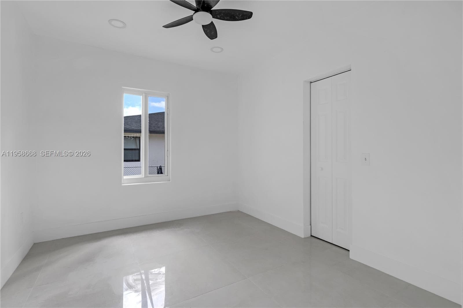 667 NW 14th St, Florida City FL 33034 — 24