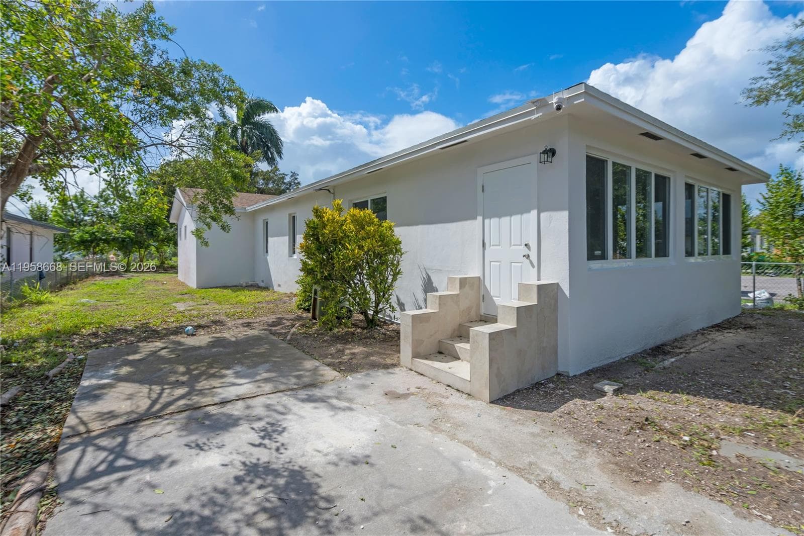 667 NW 14th St, Florida City FL 33034 — 10
