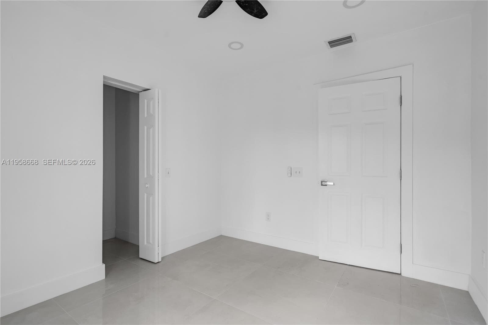 667 NW 14th St, Florida City FL 33034 — 25