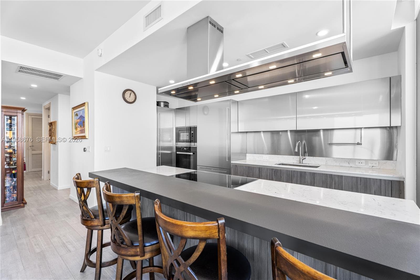 1000 Brickell Plz, Miami FL 33131 — 14
