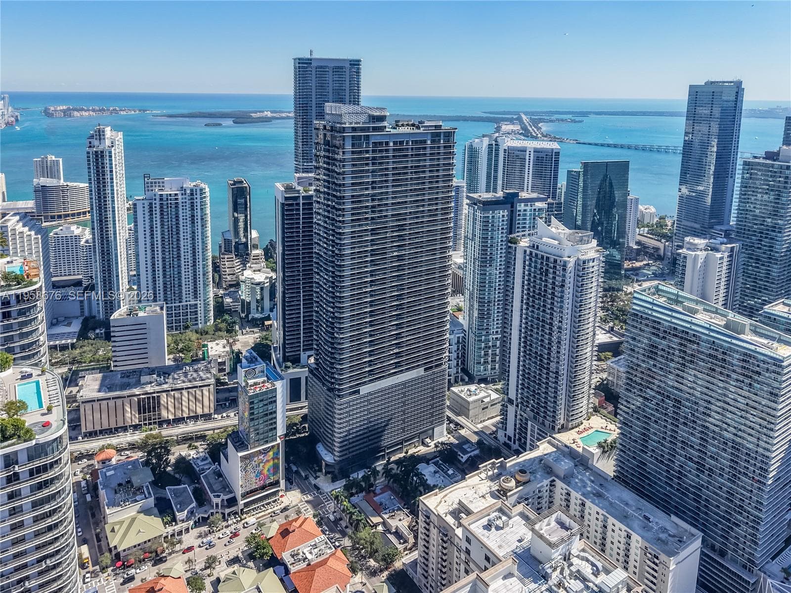 1000 Brickell Plz, Miami FL 33131 — 37
