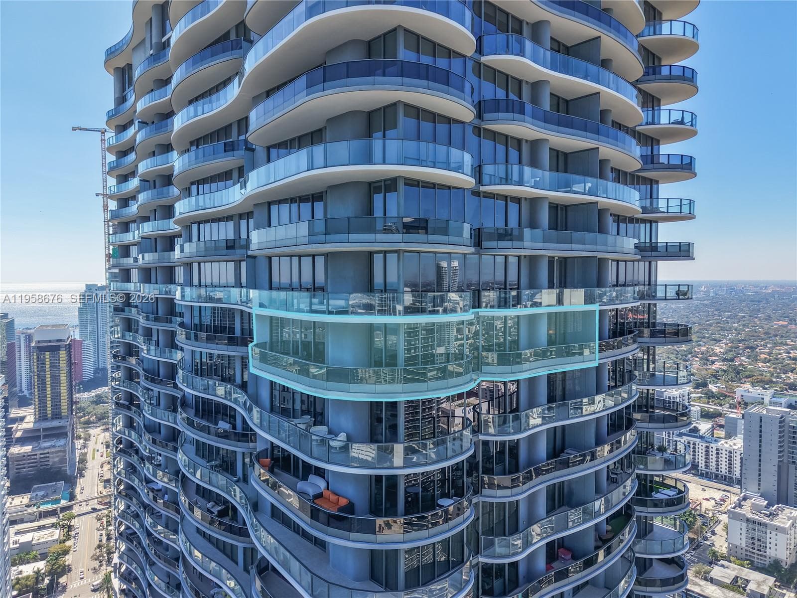1000 Brickell Plz, Miami FL 33131 — 35