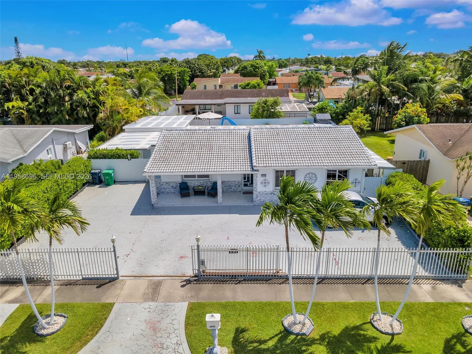 Eureka Manor Sec 1, Miami, FL — 50