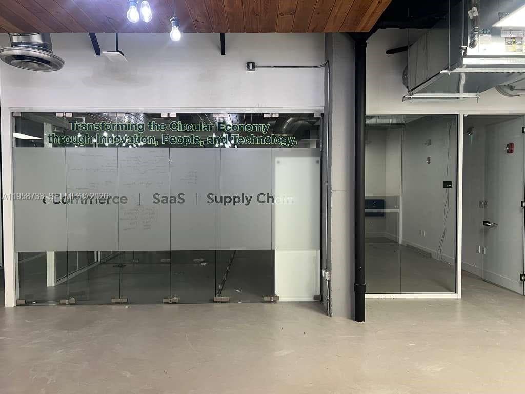 20200 W Dixie Hwy # 1008, Miami FL 33180 — 16