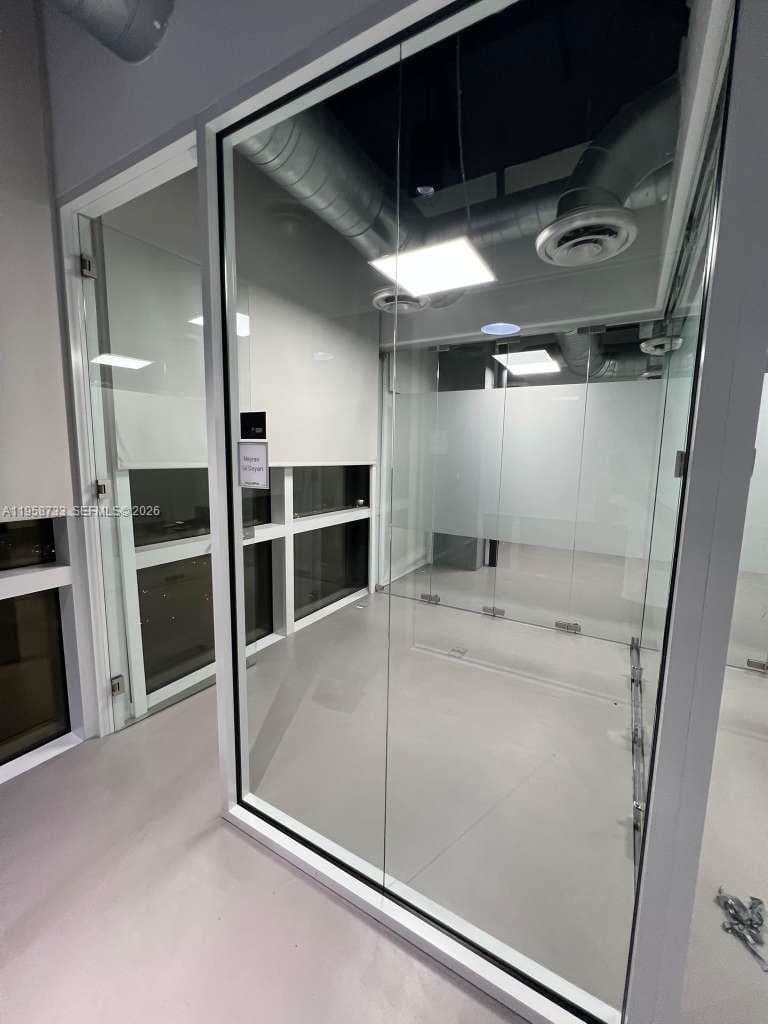 20200 W Dixie Hwy # 1008, Miami FL 33180 — 14