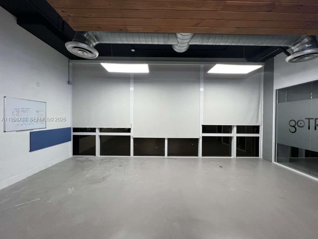 20200 W Dixie Hwy # 1008, Miami FL 33180 — 18