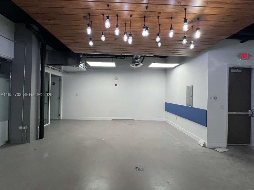 20200 W Dixie Hwy # 1008, Miami FL 33180 — 19