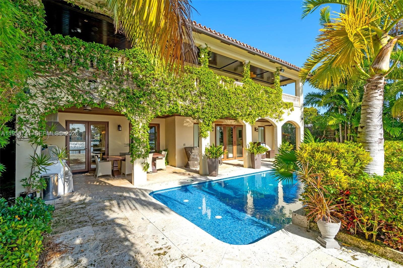 1398 Bay Dr, Miami Beach FL 33141 — 3