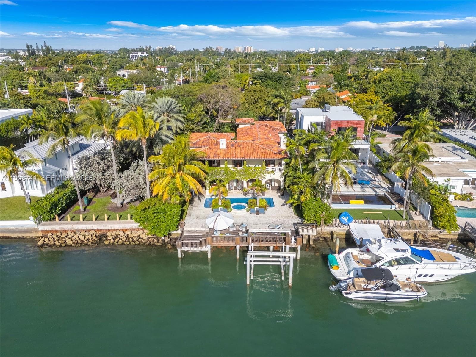 1398 Bay Dr, Miami Beach FL 33141 — 36