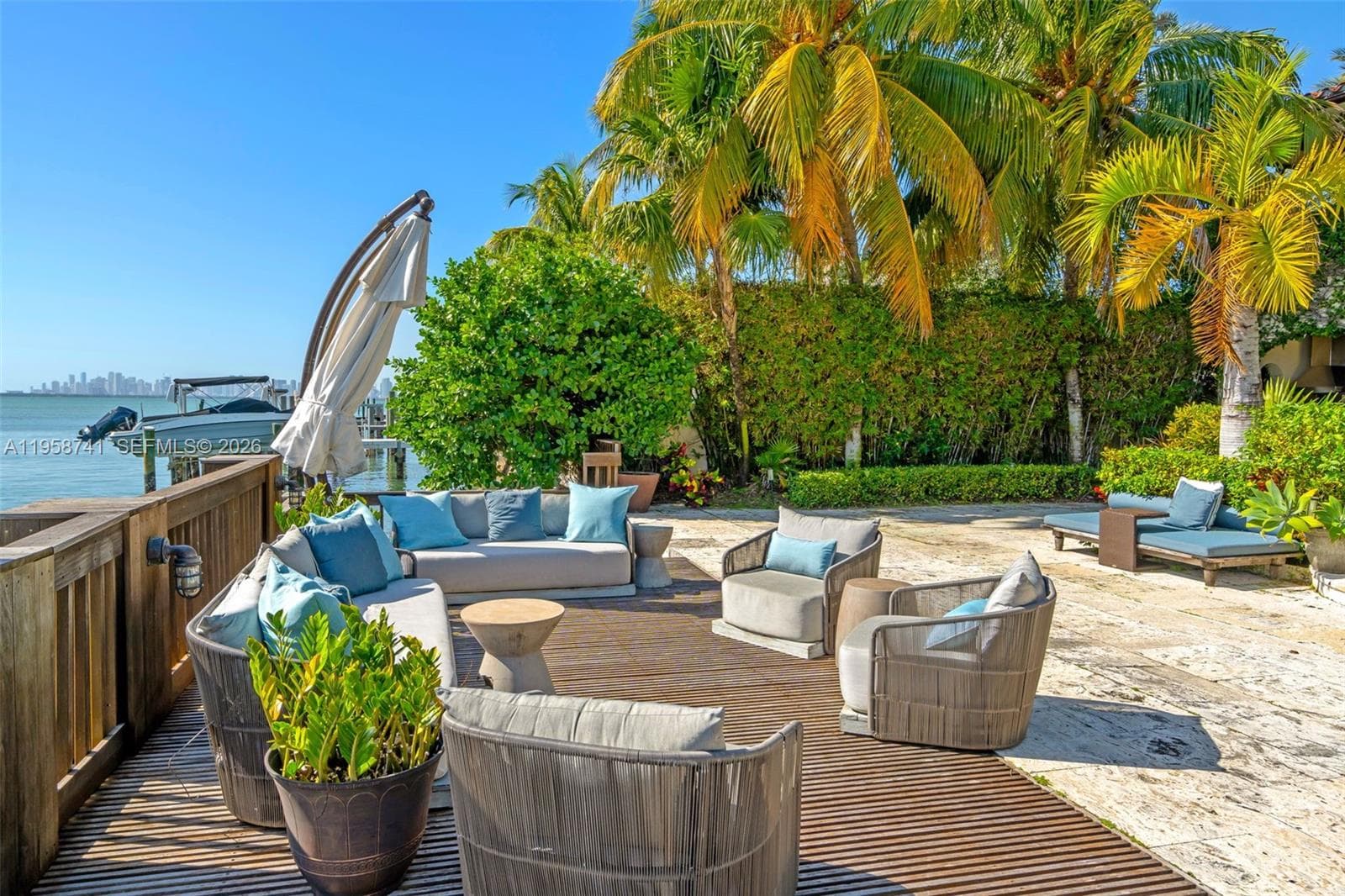 1398 Bay Dr, Miami Beach FL 33141 — 5