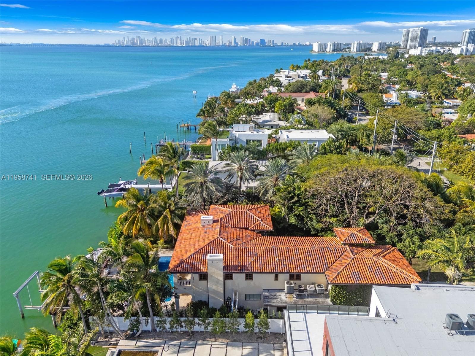 1398 Bay Dr, Miami Beach FL 33141 — 37