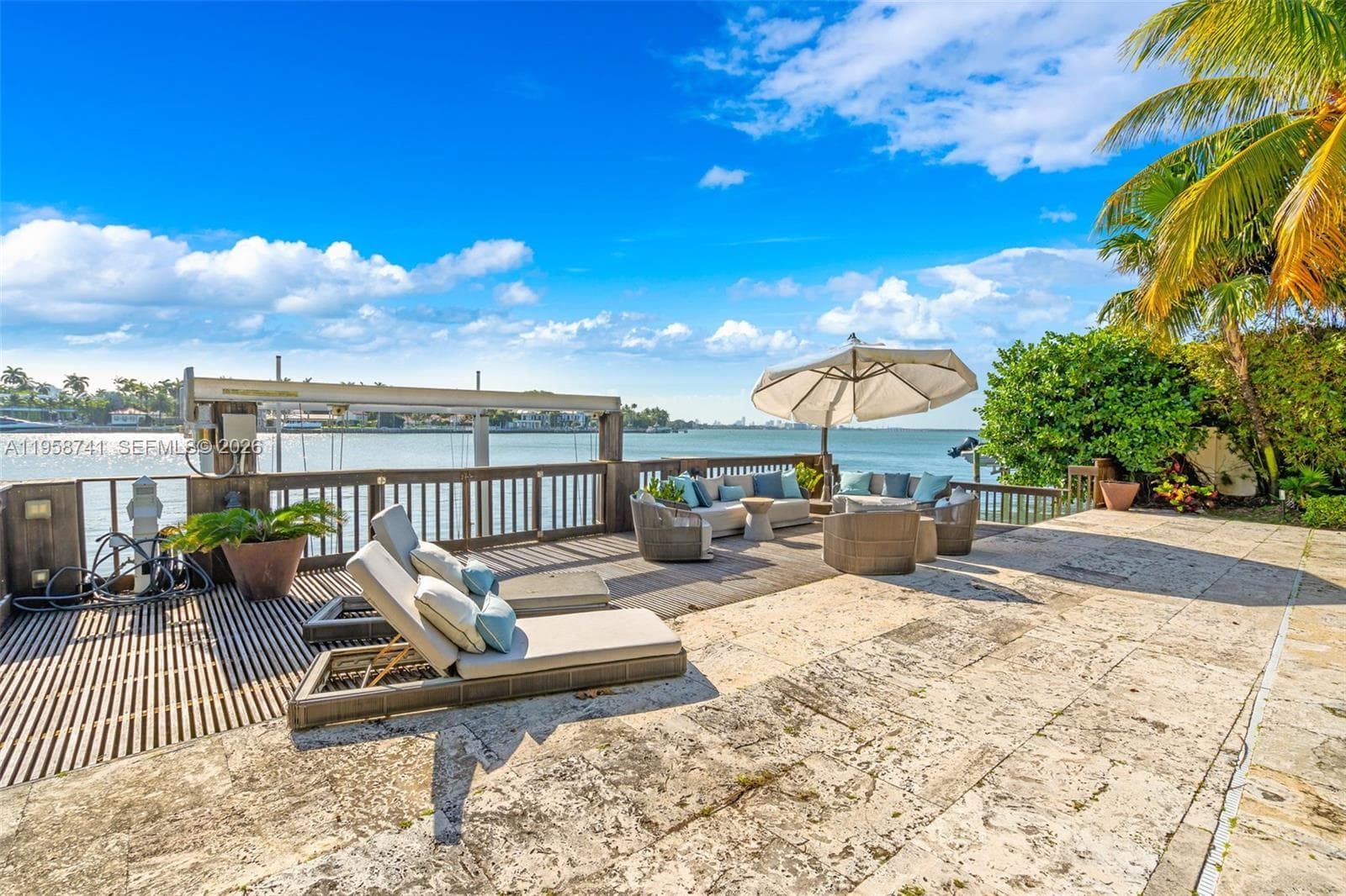 1398 Bay Dr, Miami Beach FL 33141 — 29