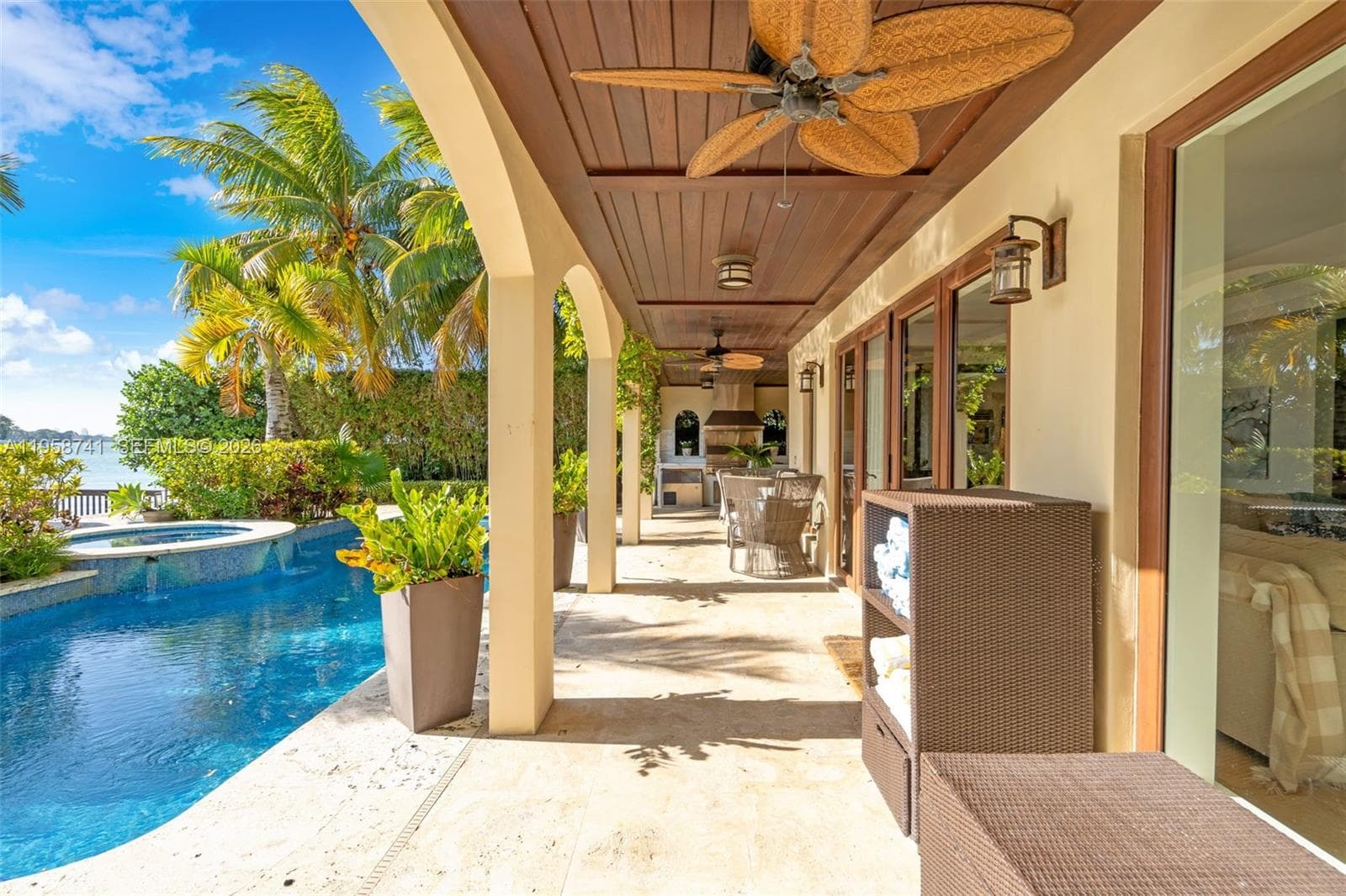 1398 Bay Dr, Miami Beach FL 33141 — 25