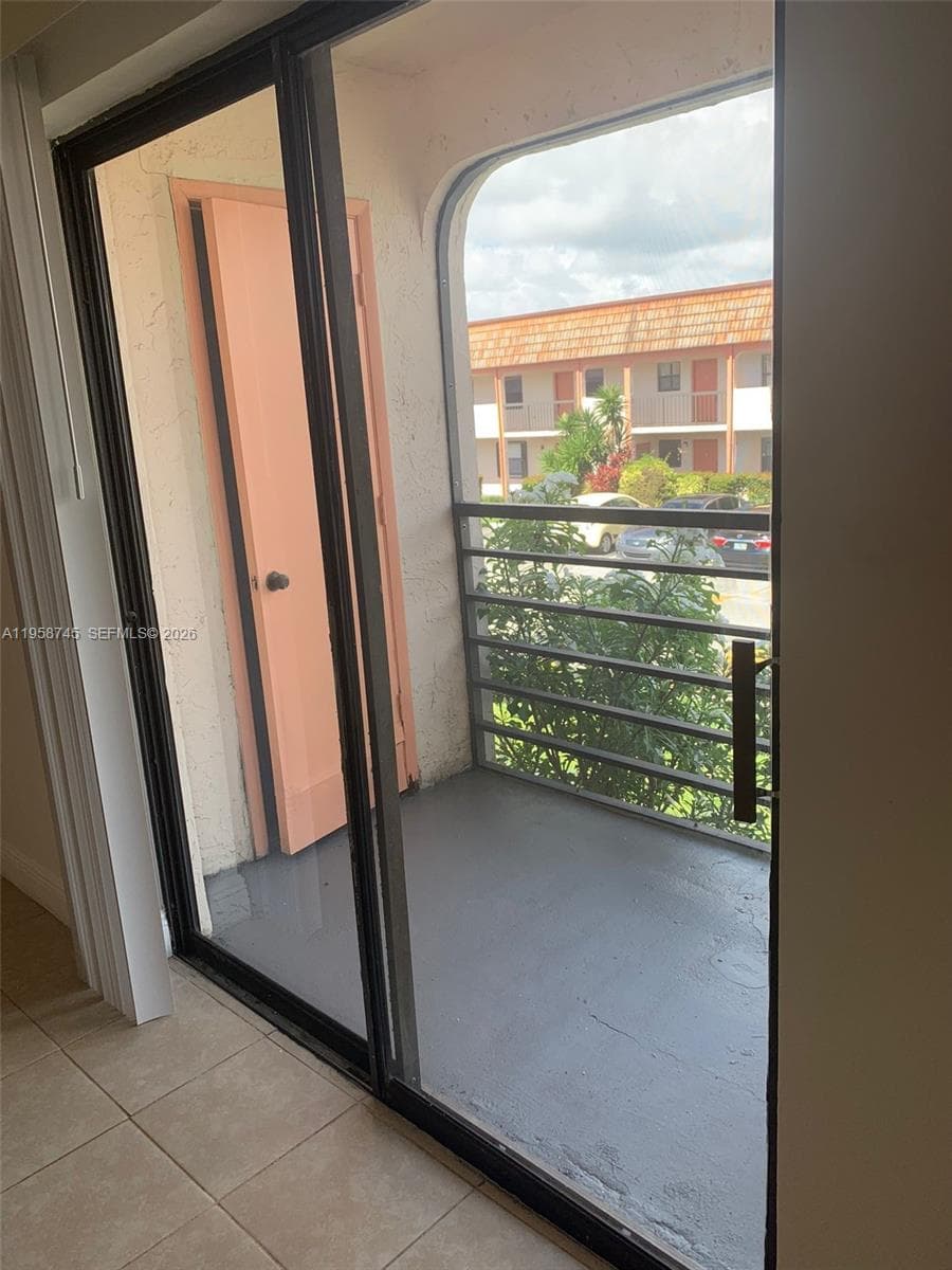 20815 NE 8th Ct # 20, Miami FL 33179 — 13