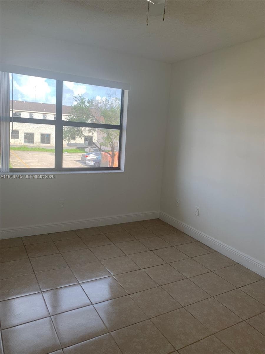 20815 NE 8th Ct # 20, Miami FL 33179 — 5