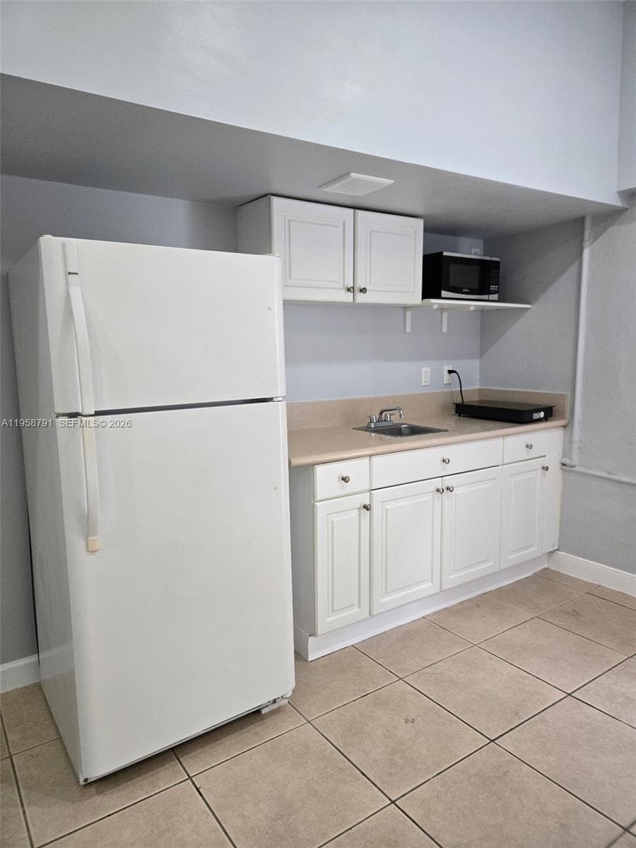 Milon Venture, Miami, FL — 5