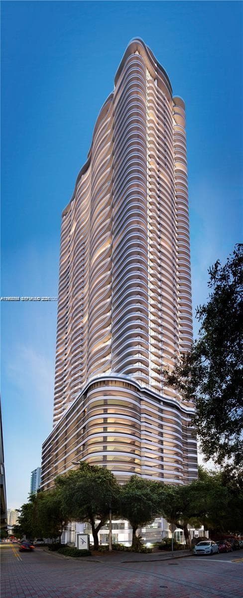 1000 Brickell Plaza # 2414, Miami FL 33131 — 27