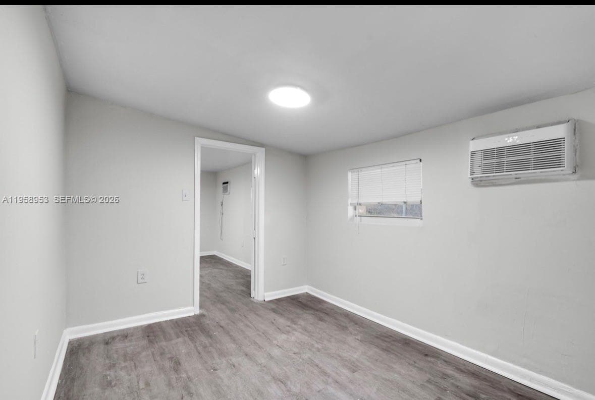 914 NW 80th St # 1, Miami FL 33150 — 13