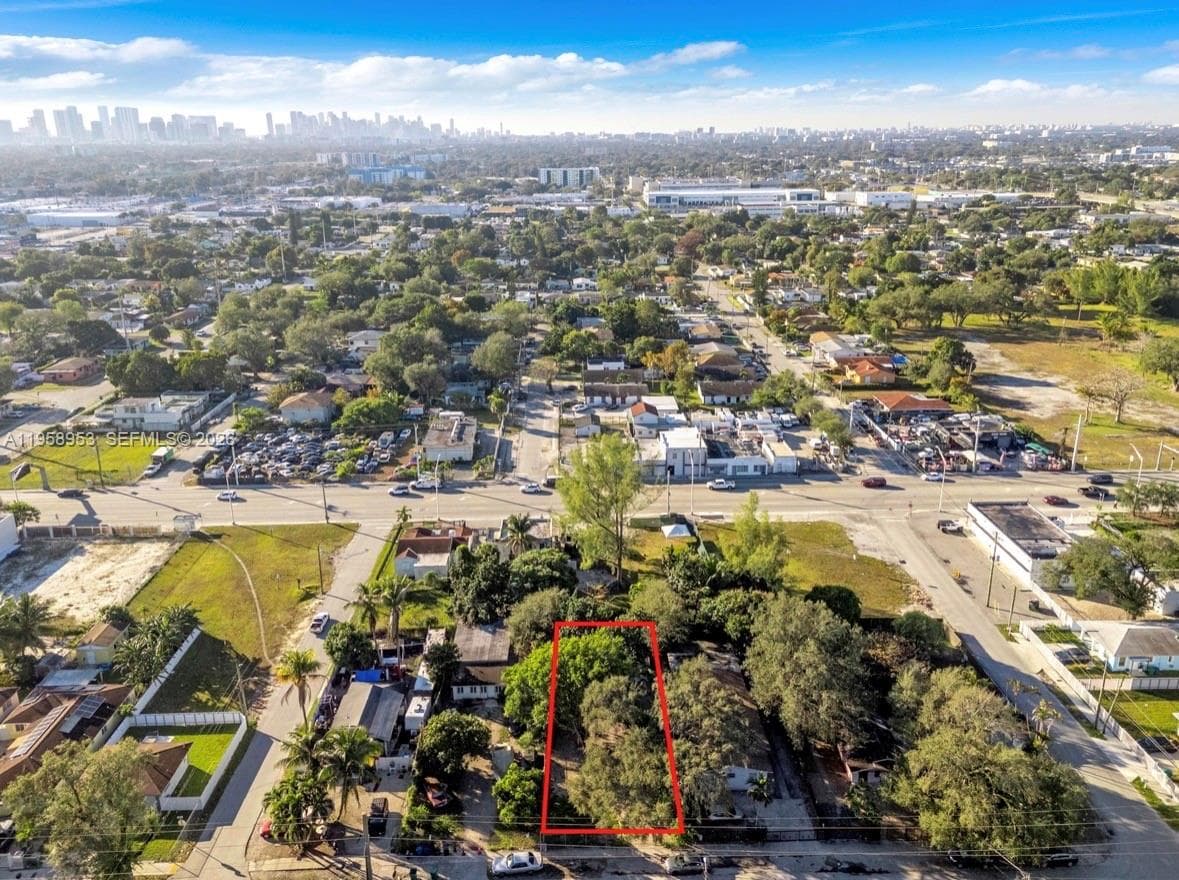 914 NW 80th St # 1, Miami FL 33150 — 20