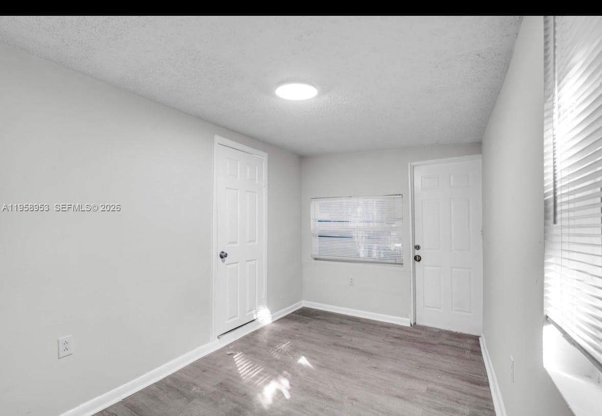 914 NW 80th St # 1, Miami FL 33150 — 11
