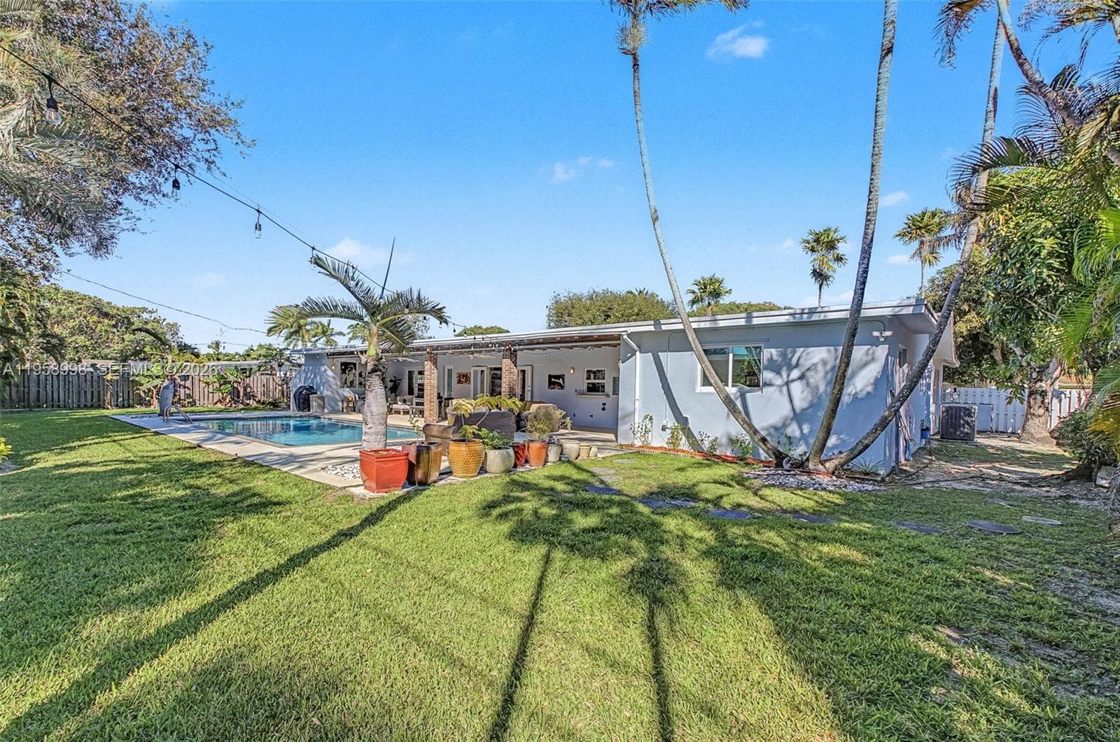 7950 SW 161st St, Palmetto Bay FL 33157 — 21